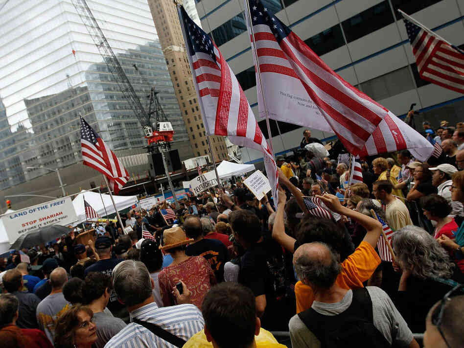 Activists Hold Protest At Ground Zero Mosque Site Activists Hold Protest At Ground Zero Mosque Site